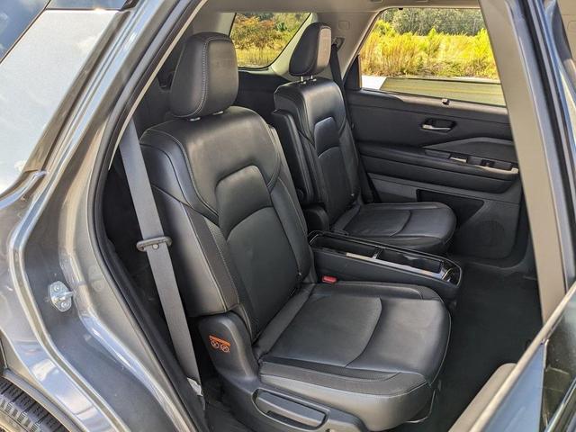 Photo of 2022 Gun Metallic Nissan Pathfinder