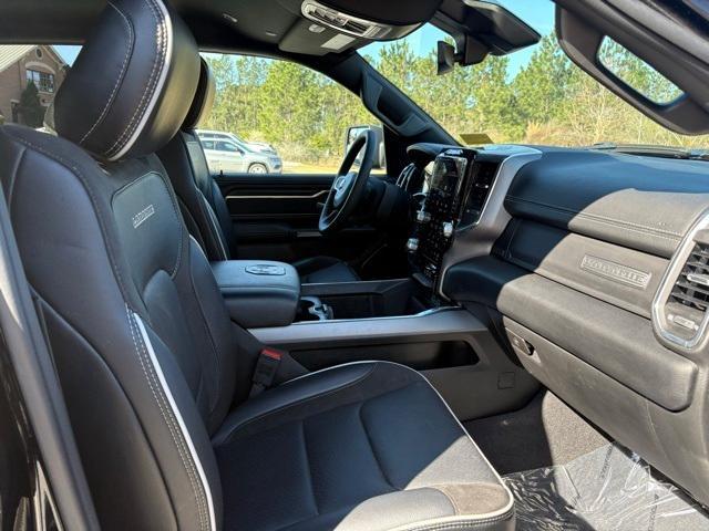 Photo of 2025 Diamond Black RAM 1500