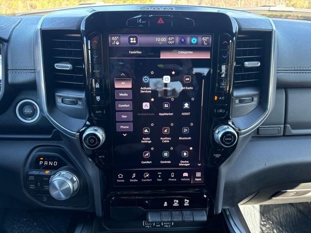 Photo of 2025 Diamond Black RAM 1500