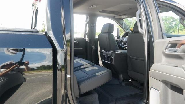 Photo of 2024 Onyx Black GMC Sierra 1500