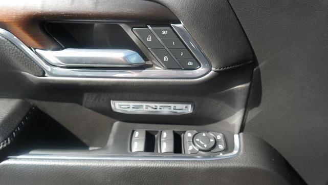 Photo of 2024 Onyx Black GMC Sierra 1500