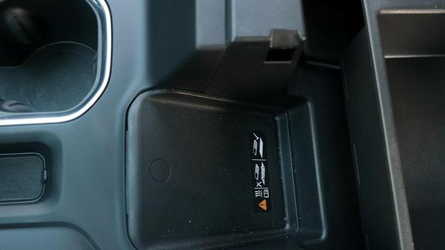 Photo of 2024 Onyx Black GMC Sierra 1500