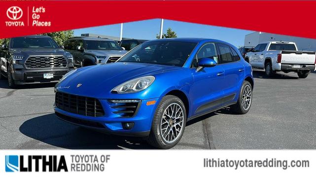 Photo of 2017 Sapphire Blue Metallic Porsche Macan