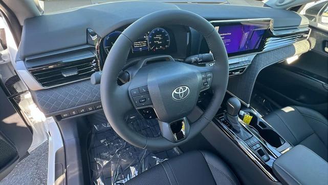 Photo of 2025 Wind Chill Pearl Toyota Camry