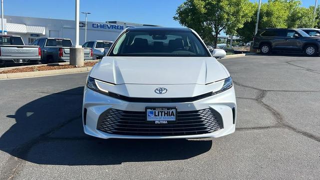 Photo of 2025 Wind Chill Pearl Toyota Camry