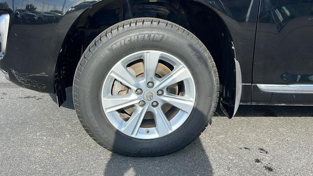 Photo of 2012 Black Toyota Highlander Hybrid