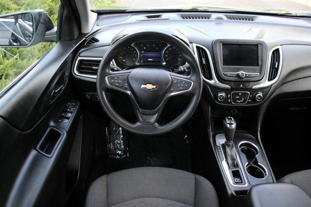 Photo of 2020 Blue Chevrolet Equinox