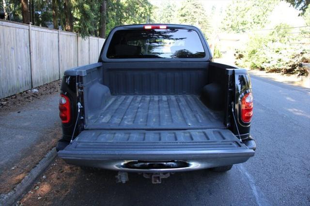 Photo of 2003 Black Clearcoat Ford F-150