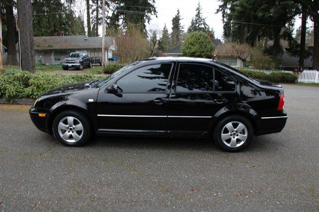 Photo of 2005 Black Volkswagen Jetta