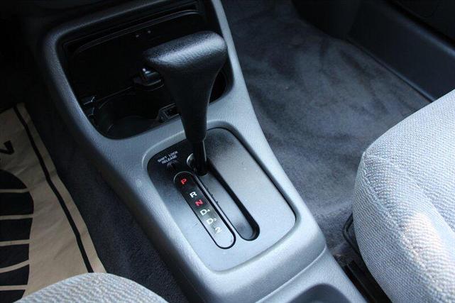 Photo of 1997 Frost White Honda Civic