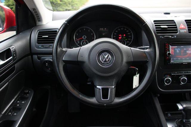 Photo of 2010 Salsa Red Volkswagen Jetta
