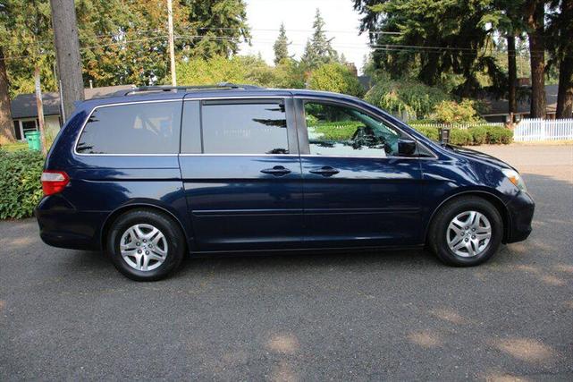 Photo of 2007 Blue Honda Odyssey
