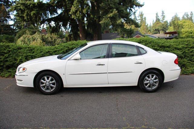 Photo of 2008 White Opal Buick LaCrosse