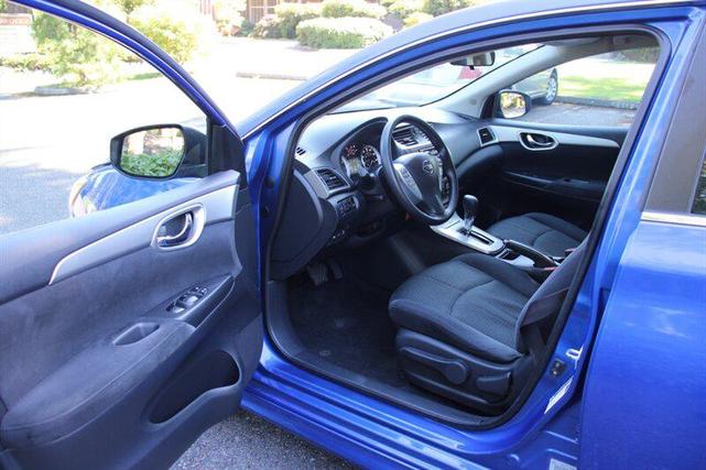 Photo of 2013 Metallic Blue Nissan Sentra