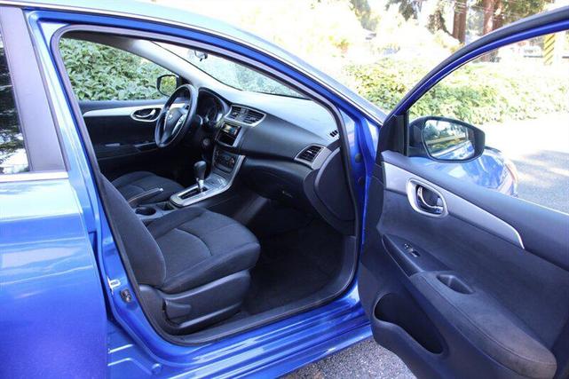 Photo of 2013 Metallic Blue Nissan Sentra