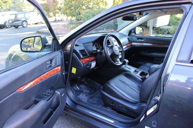 Photo of 2012 Blue Subaru Outback
