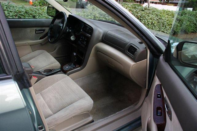 Photo of 2003 Green Subaru Outback