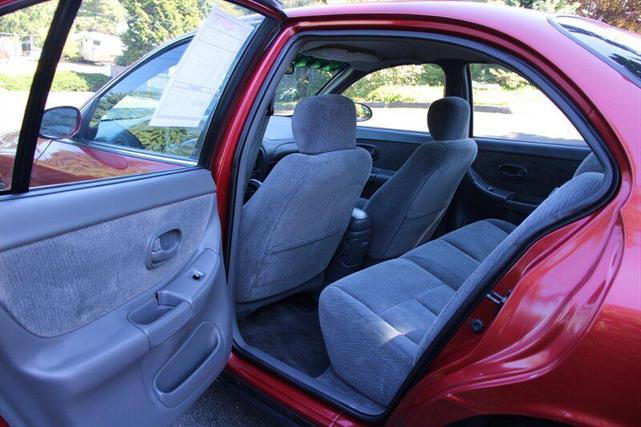 Photo of 1998 Burgundy Oldsmobile Intrigue