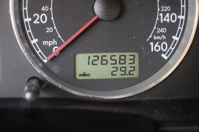 Photo of 2002 Gray Volkswagen Passat