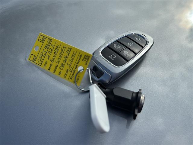 Photo of 2023 Shimmering Silver Pearl Hyundai SANTA FE