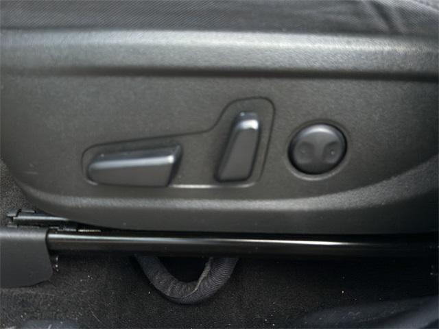 Photo of 2023 Shimmering Silver Pearl Hyundai SANTA FE
