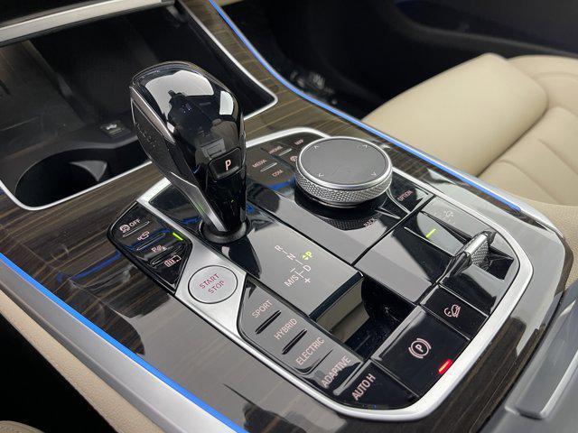 Photo of 2021 Jet Black BMW X5 PHEV