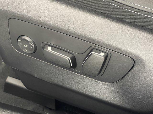 Photo of 2026 Black Sapphire Metallic BMW 530