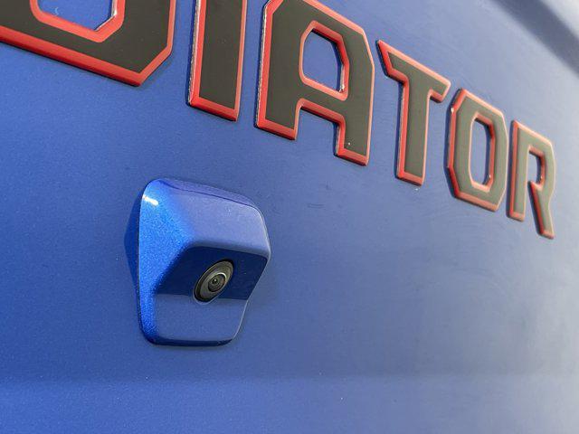 Photo of 2023 Hydro Blue Pearlcoat Jeep Gladiator