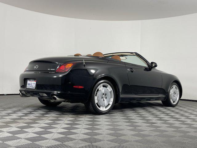 Photo of 2004 Black Onyx Lexus SC 430