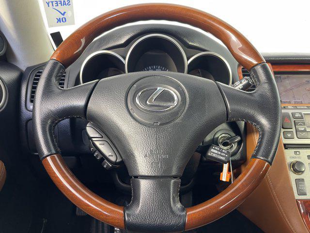 Photo of 2004 Black Onyx Lexus SC 430