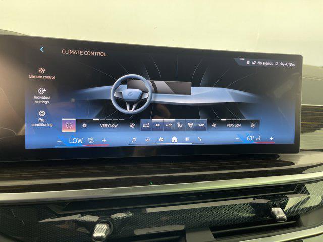 Photo of 2026 Alpine White BMW X5 PHEV