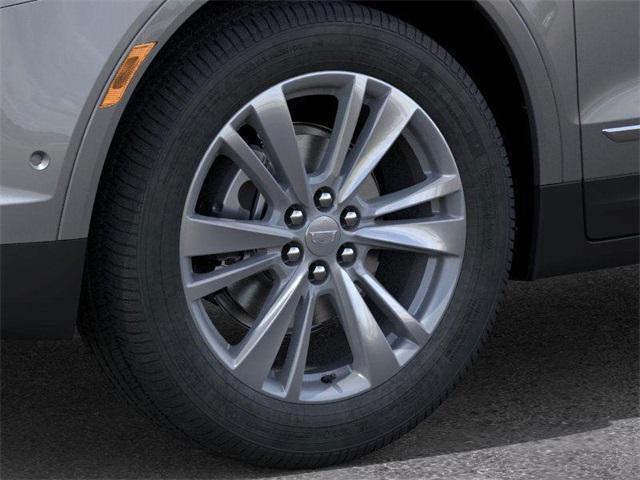 Photo of 2025 Silver Metallic Cadillac XT5