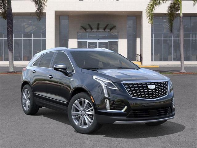 Photo of 2025 Stellar Black Metallic Cadillac XT5