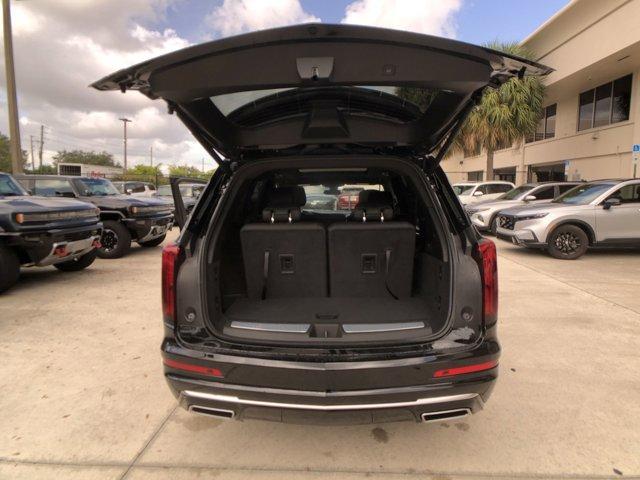 Photo of 2024 Stellar Black Metallic Cadillac XT6