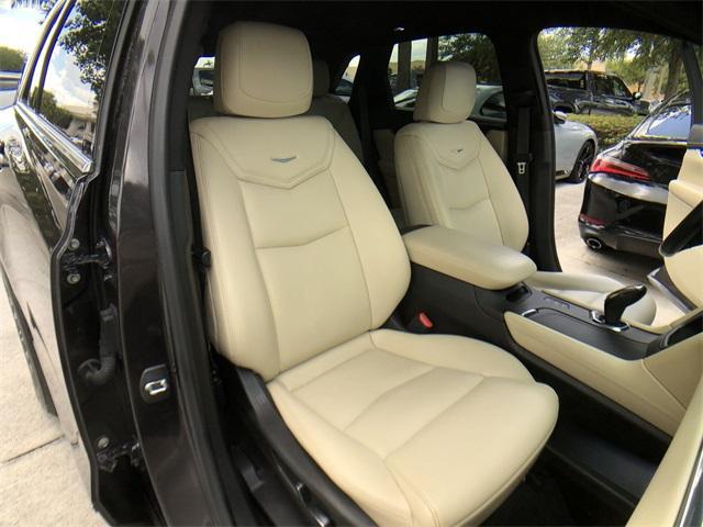 Photo of 2019 Dark Granite Metallic Cadillac XT5