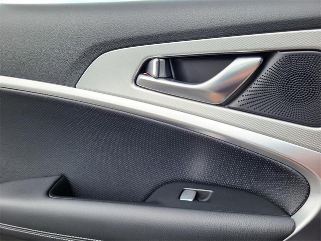 Photo of 2026 Uyuni White Genesis G70