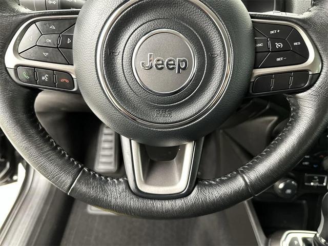 Photo of 2022 Black Clearcoat Jeep Renegade