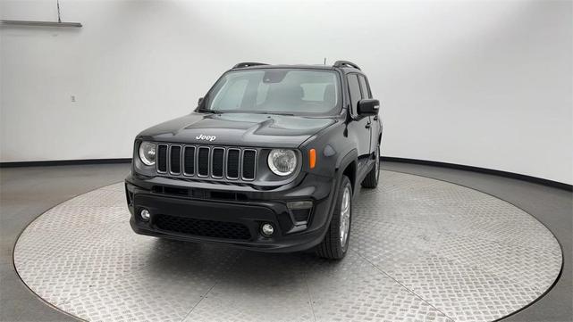 Photo of 2022 Black Clearcoat Jeep Renegade