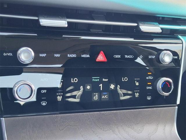 Photo of 2025 Makalu Gray Genesis G80