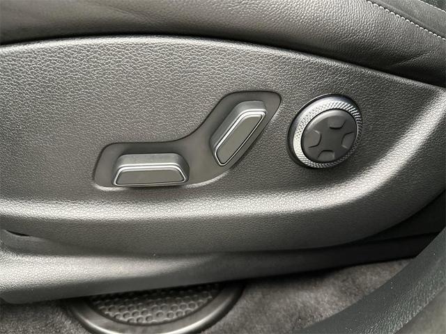 Photo of 2024 Capri Blue Genesis GV80