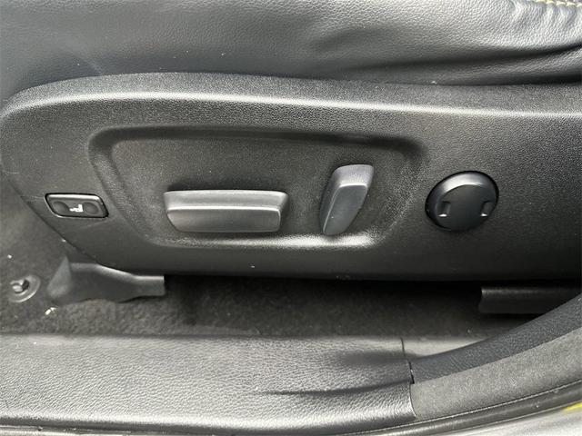 Photo of 2018 Celestial Silver Metallic Toyota Highlander