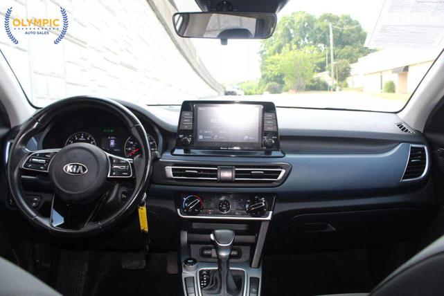 Photo of 2021 Gray Kia Seltos