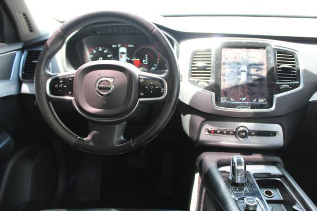Photo of 2016 Black Volvo XC90 Hybrid