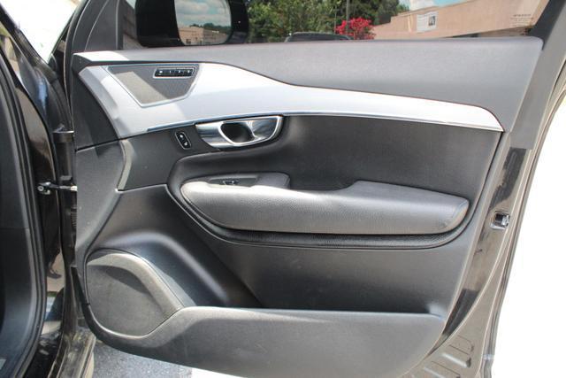 Photo of 2016 Black Volvo XC90 Hybrid