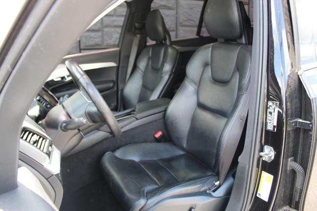 Photo of 2016 Black Volvo XC90 Hybrid