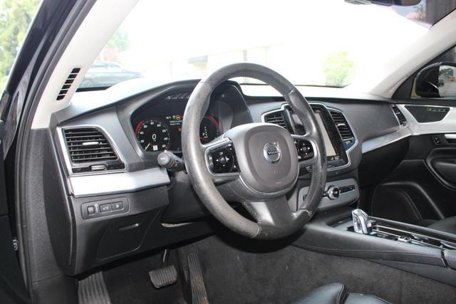 Photo of 2016 Black Volvo XC90 Hybrid