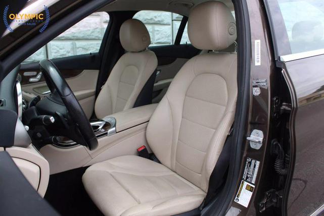 Photo of 2015 Dakota Brown Metallic Mercedes-Benz C-Class