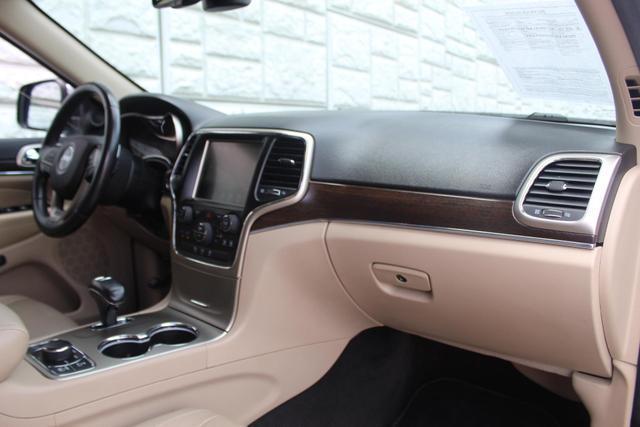 Photo of 2014 Billet Silver Metallic Clearcoat Jeep Grand Cherokee