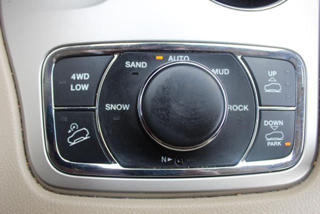 Photo of 2014 Billet Silver Metallic Clearcoat Jeep Grand Cherokee