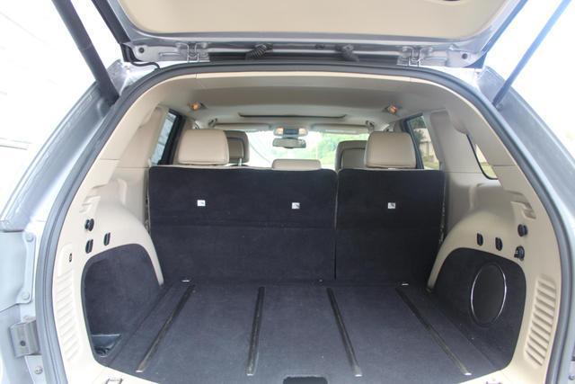 Photo of 2014 Billet Silver Metallic Clearcoat Jeep Grand Cherokee